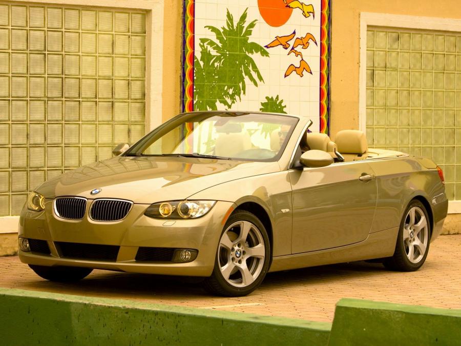  BMW 328i Convertible 2007 года  (US) (фото 4 из 7)